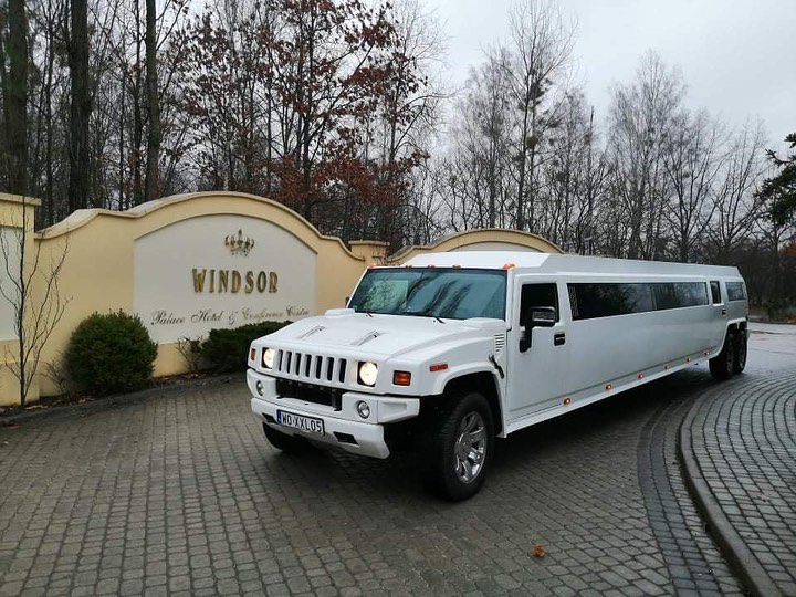 Hummer Limousine