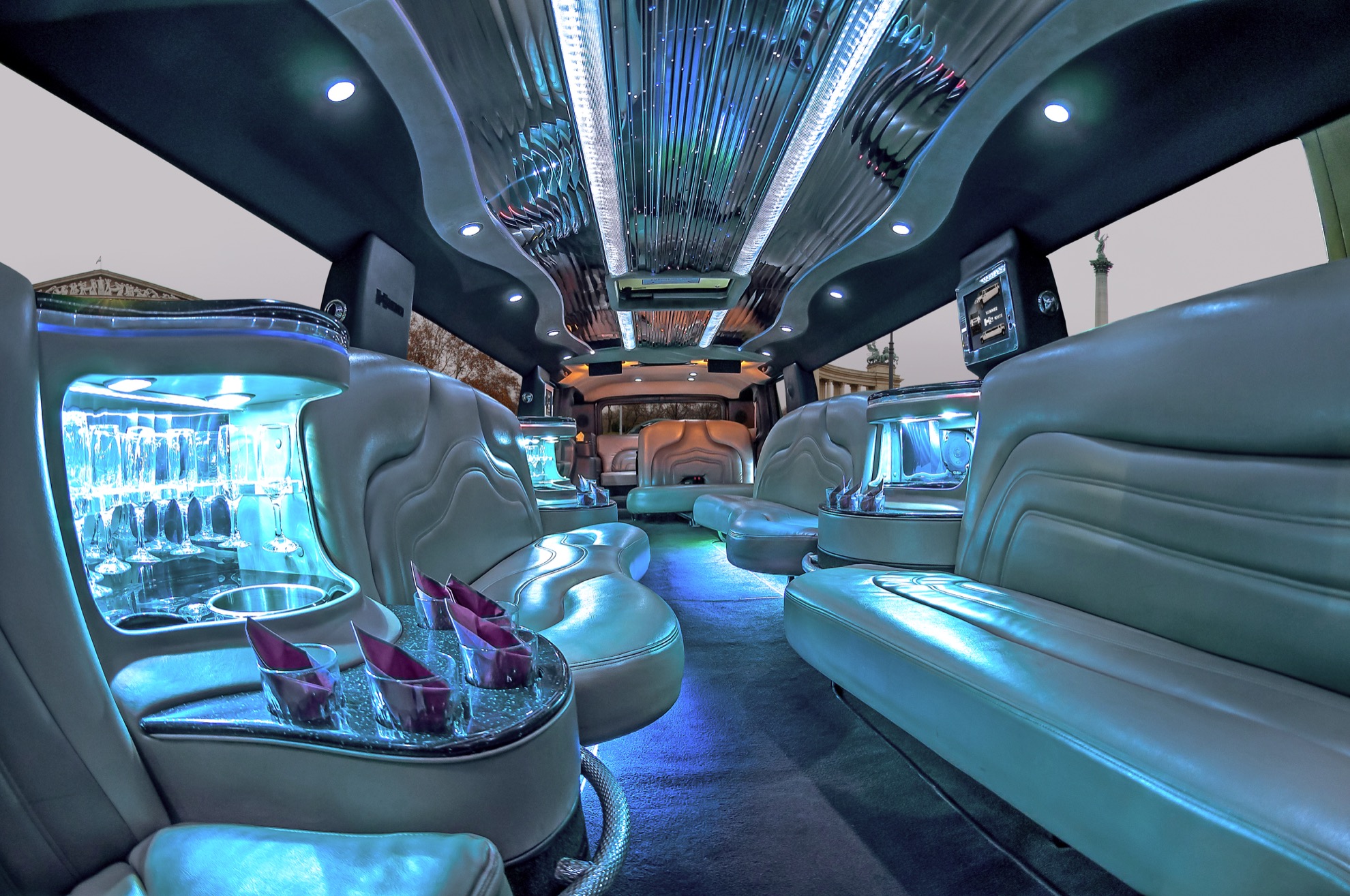 Hummer Limousine