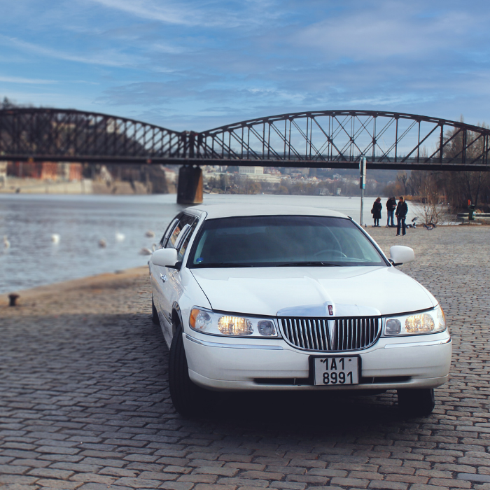 Limo lincoln